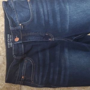 Women's Size 8 Short Jeans